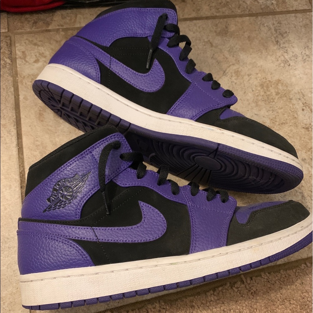 Jordan 1 deep concord